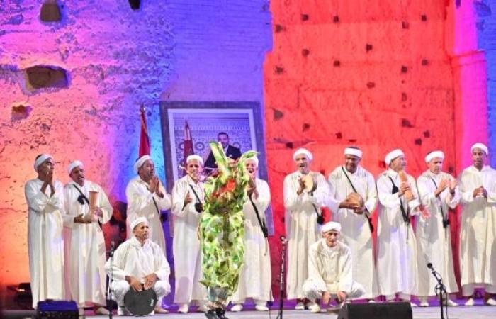 "ميزان هوارة".. رقصة الأفعى تبهر جمهور قصر البديع في مهرجان الفنون الشعبية