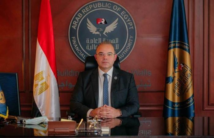الرقابة المالية تُضيف 3 شركات و36 صفحة تواصل اجتماعي للقائمة السلبية لمخالفتها القوانين