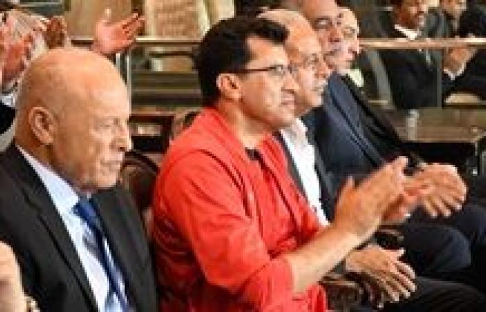 وزير الرياضة يؤازر المنتخب الوطني خلال لقاءه مع نظيره الإثيوبي ضمن تصفيات كأس العالم