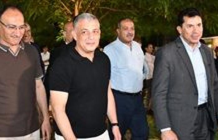 وزير الرياضة ومحافظ الإسماعيلية يدعمان المنتخب المصري استعداداً لكأس العرب