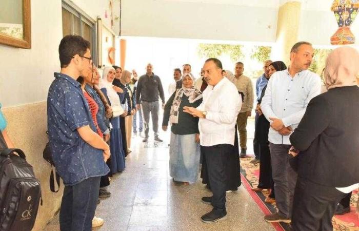 محافظ أسيوط يتفقد دار الرعاية الإجتماعية للرجال ...