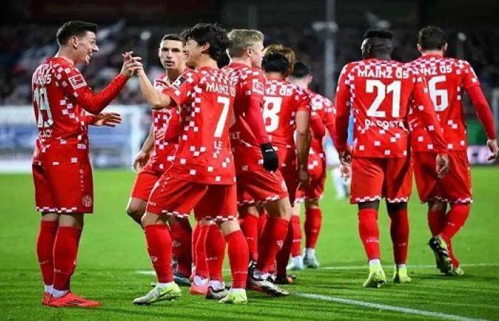 بث مباشر.. شاهد مباراة هوفنهايم وماينز في الدوري الألماني