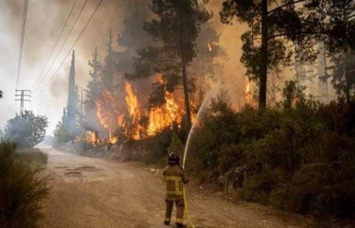 نتنياهو يعلن اعتقال 18 شخصا للاشتباه بتورطهم في إشعال حرائق القدس