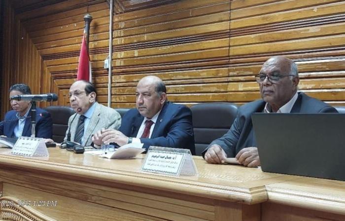 لجنة التاريخ والآثار بالمجلس الأعلى للثقافة ...