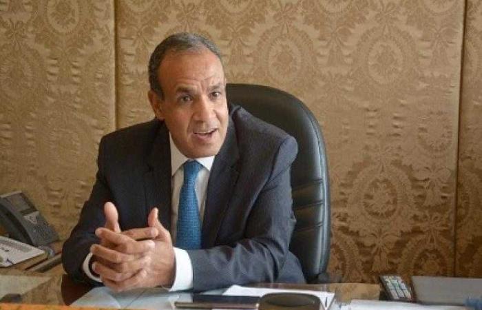 وزير الخارجية والهجرة يجري اتصالين هاتفيين مع وزيرى خارجية الهند وباكستان