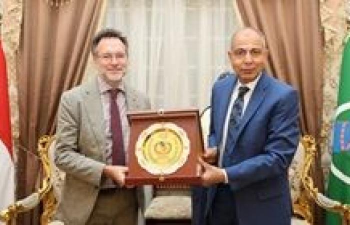 السفير الكندي : نتطلع لمزيد من التعاون والعمل المشترك لدعم المشروعات التنموية بالمنيا