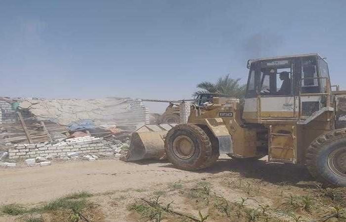 الإسكان: إزالة التعديات الواقعة على مساحة 507 أفدنة بمدينتي بنى سويف والفشن الجديدتين