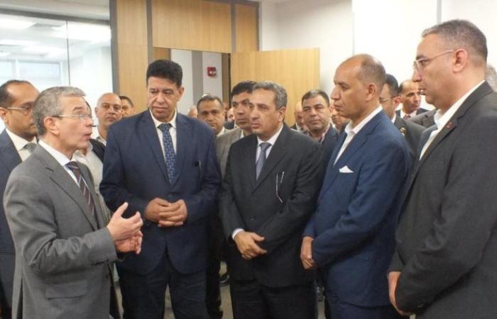 رئيس مصلحة الجمارك فى جولة ميدانية بميناءي الإسكندرية والدخيلة