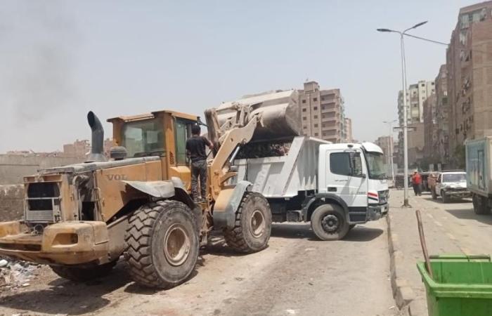 محافظة الجيزة ترفع  ١٥٠ طنًا مخلفات في حملات نظافة مكبرة بمنطقة المصرف بحي بولاق الدكرور