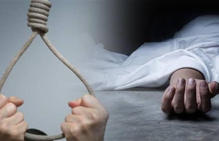بسبب خلافات عائلية.. شاب ينهي حياته شنقًا داخل منزله في سوهاج
