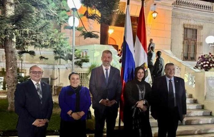 الأكاديمية العربية تشارك في احتفالات اليوم الوطني الروسي