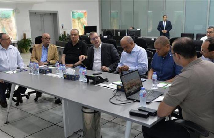 وزيرا الكهرباء والبترول يتفقدان مركز التحكم في شبكة الغاز لمتابعة استعدادات الصيف