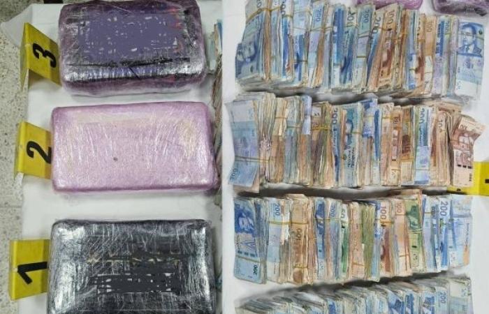 أمن طنجة يطيح بمروج كوكايين