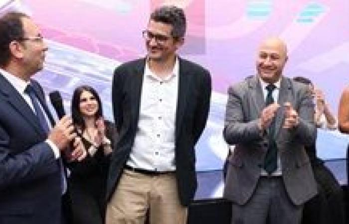 نقيبا الصحفيين و الممثلين يشاركان في مناقشة 5 مشروعات تخرج بالأكاديمية البحرية في الإسكندرية (صور)