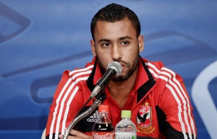 حسام عاشور يرسم خريطة الأهلي الدفاعية.. "ثنائي قلب دفاع" الأولوية و"زيزو" حل لوسط الملعب