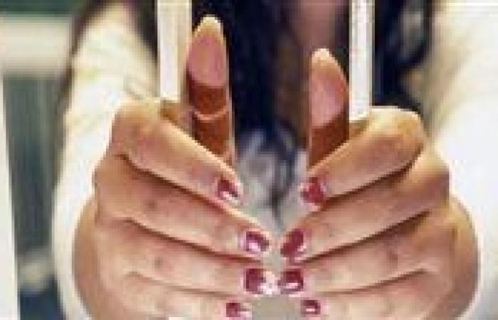 تأجيل أولى جلسات محاكمة متهمة بنشر أخبار وإشاعات كاذبة بحلوان