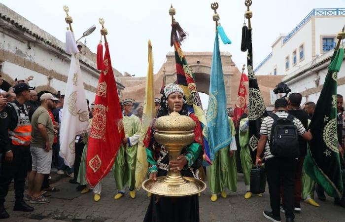 مهرجان "كناوة وموسيقى العالم" يعيد إلى الصويرة نغمة المحبة والبركة