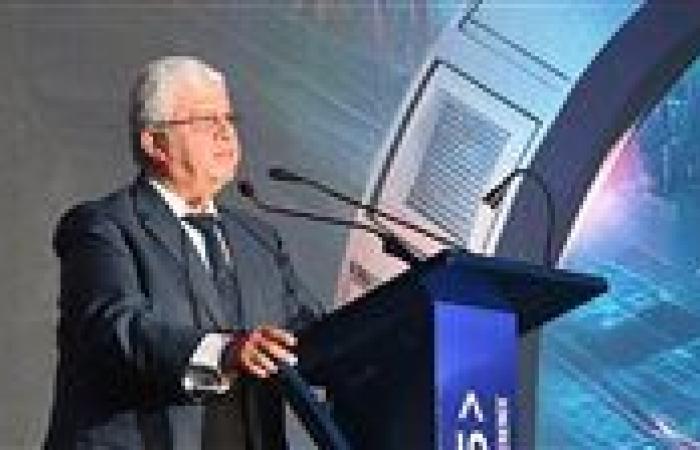 "عاشور"=: الجامعات الأهلية تعد رافدًا محوريًّا ضمن منظومة التعليم العالي