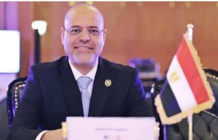 بالبلدي: وزير
العمل
لراديو
النيل:
بدء
تطبيق
قانون
العمل
الجديد
أول
سبتمبر..
والبطالة
تراجعت
إلى
6.3%