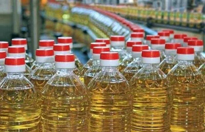 تراجع أسعار زيت الطعام اليوم الأربعاء عند التاجر.. سعر زيت الأولين بكام