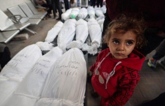 وسائل إعلام فلسطينية: 92 شهيدا في غارات إسرائيلية على قطاع غزة بينهم 42 من منتظري المساعدات