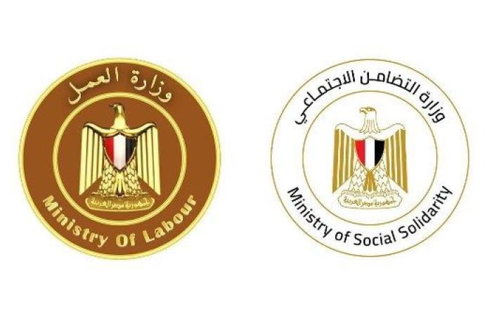 وزيرا التضامن الاجتماعي والعمل يقرران صرف 300 ألف جنيه لأسرة كل متوفي بحادث الطريق الإقليمي