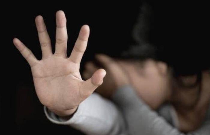 أب يُنهي حياة طفله في الفيوم بعد 3 أيام من التعذيب.. واعترافات صادمة أمام النيابة