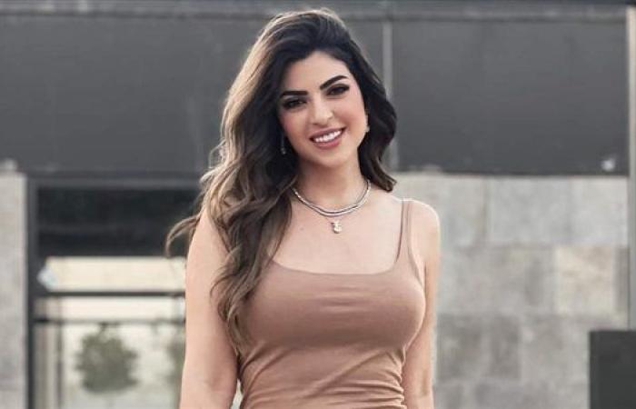 ميرنا جميل تسرق الأضواء... من خشبة المسرح إلى لوحات الفن التشكيلي