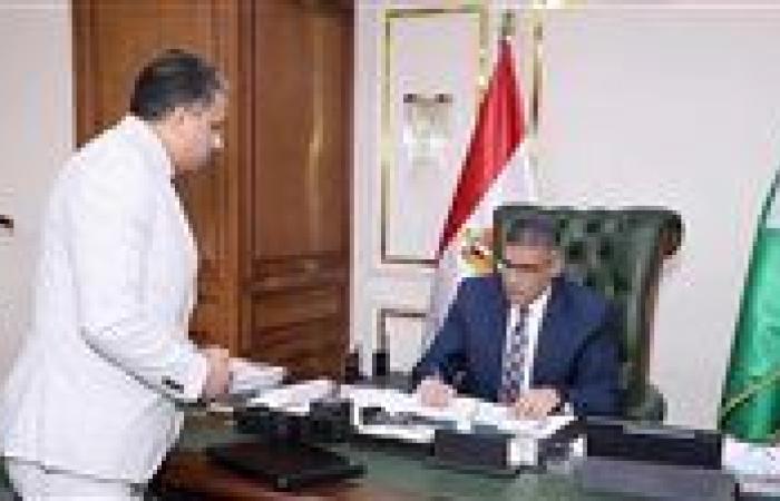 بالبلدي : محافظ
      الجيزة
      يوجه
      بإرجاء
      تقديم
      شهادة
      الكشف
      الطبي
      لطلاب
      الأول
      الابتدائي