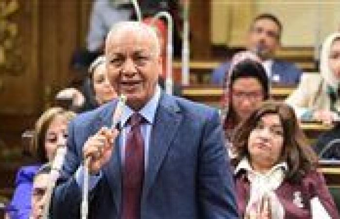مصطفى بكري: «مصر بها 4 شركات اتصالات.. ومينفعش نحمل أزمة حريق سنترال رمسيس على جهة واحدة »