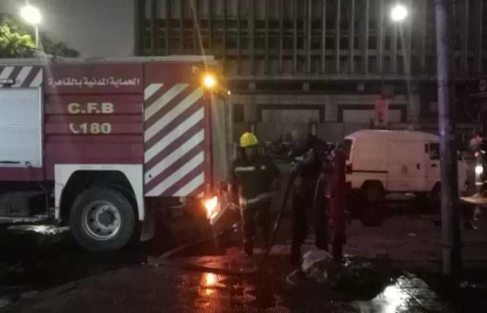 الحماية
      المدنية
      تسيطر
      على
      حريق
      تجدد
      في
      سنترال
      رمسيس