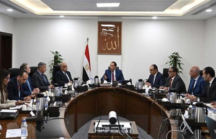 رئيس الوزراء يتابع آليات الاستغلال الأمثل لمبنى قصر القطن بمحافظة الإسكندرية