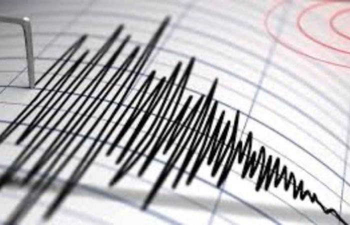 تحذير من تسونامي.. زلزال بقوة 7.3 درجة قبالة جزيرة ألاسكا الأمريكية