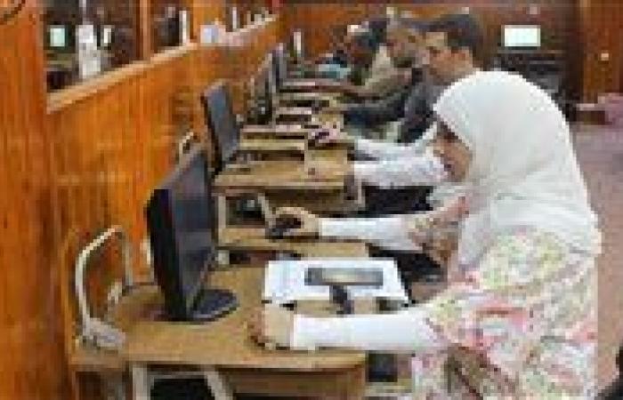 جامعة المنصورة تستقبل طلاب المرحلة الأولى من الثانوية العامة بمعامل التنسيق الإلكتروني