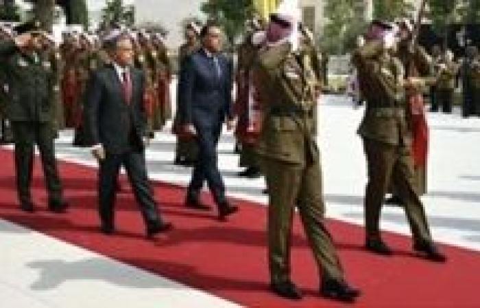 استقبال رسمي لرئيس الوزراء بمقر مجلس الوزراء الأردني