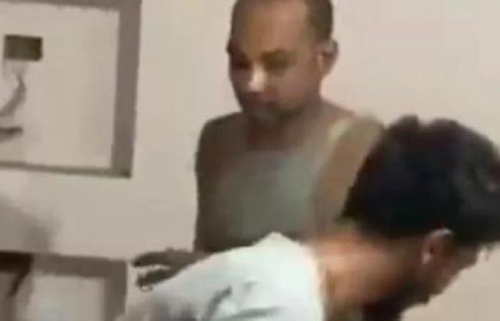 القبض على التيك توكر علاء الساحر بتهمة احتجاز شاب والاعتداء عليه