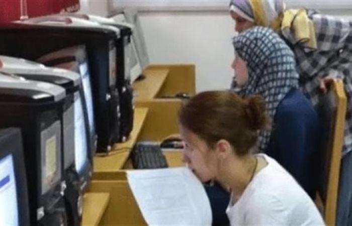 رابط تسجيل رغبات طلاب المرحلة الثالثة في تنسيق الجامعات 2025