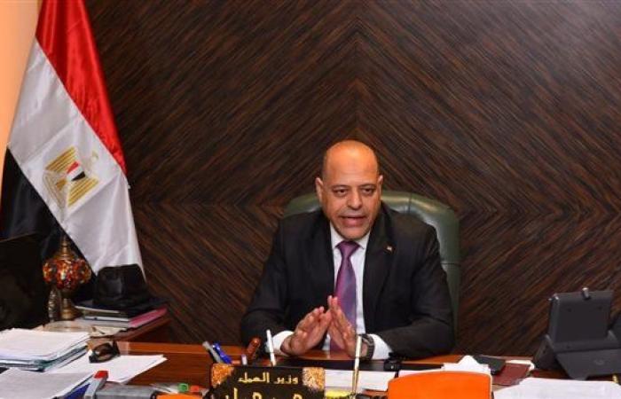وزير العمل يصدر قرارًا وزاريًا لاعتماد الاستقالات العمالية وفقًا لقانون العمل الجديد