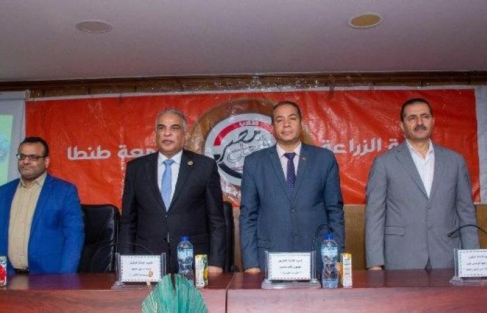 رئيس جامعة طنطا يشهد ختام المعسكر التدريبي الصيفي الأول بكلية الزراعة
