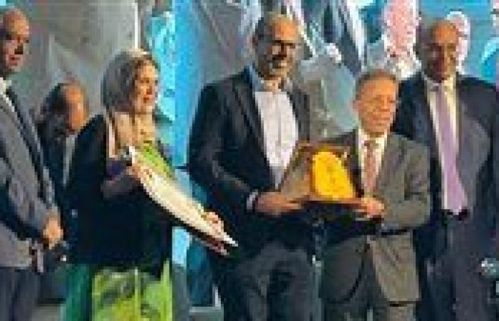 "الأطباء" تكرّم أول طبيب مصري يجري عملية POEM لعلاج "الأكاليزيا" بالمناظير العلاجية
