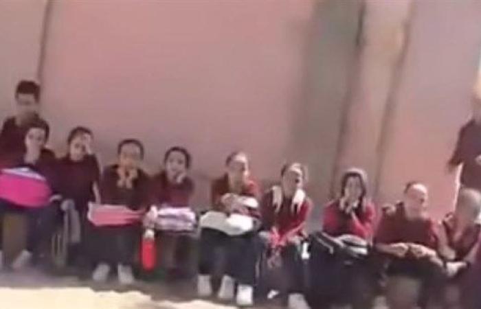 تدخل عاجل من الوزارة..  التعليم تحل أزمة مدرسة تونا الجبل بالمنيا وانتظام الدراسة بشكل كامل