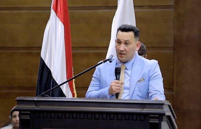 خبير اقتصادي يكشف مصير أسعار الفائدة في اجتماع البنك المركزي المقبل