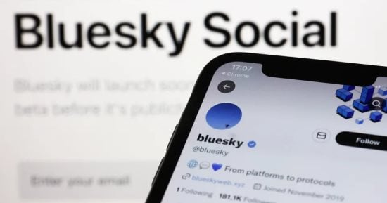 Bluesky تضيف 700 ألف عضو جديد مع هروب المستخدمين من X بعد الانتخابات الأمريكية