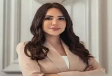 "كانت ست جميلة".. إنجي علاء تنعى والدة مي عزالدين