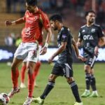 عاجل| إيقاف مستحقات نجم الأهلي بسبب التوقيع للزمالك